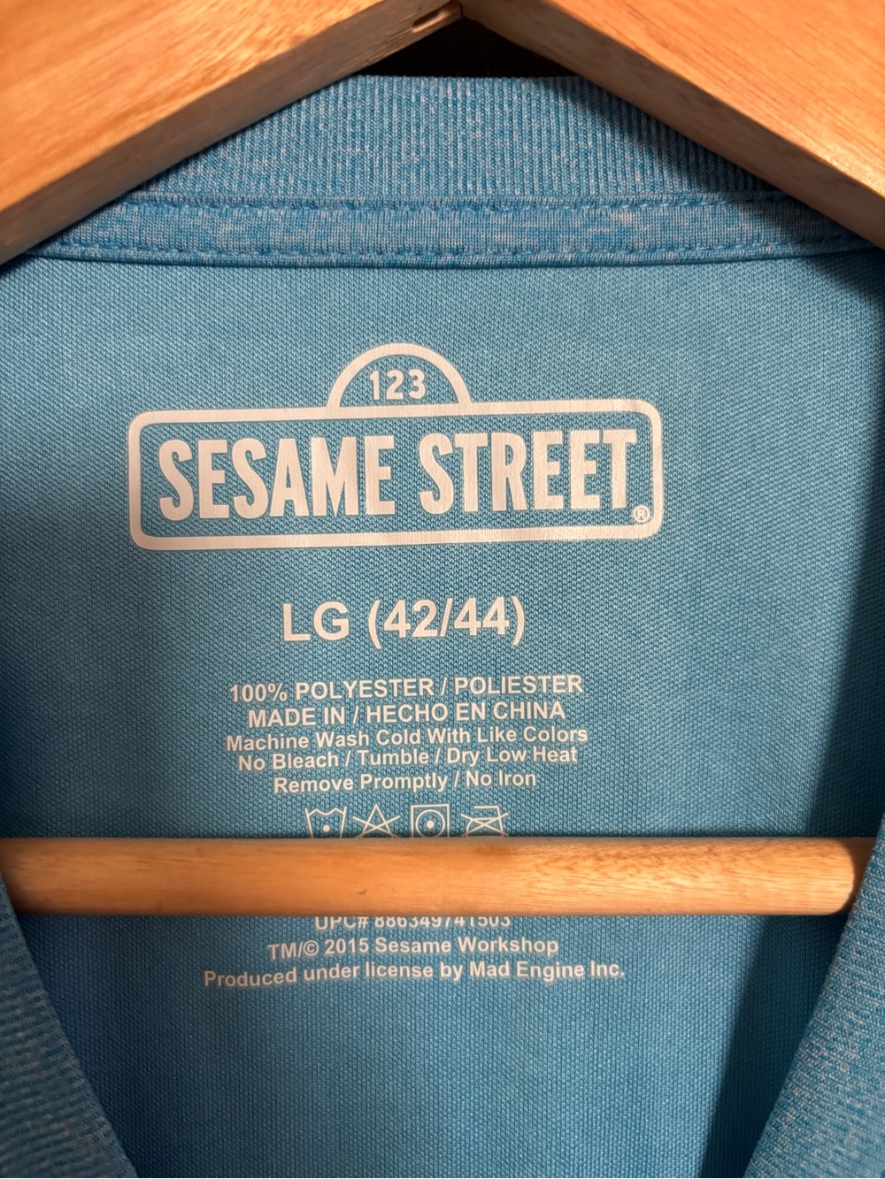 Sesame Street Blue Cookie Monster Weightlifting Graphic Tee - Picture 2 of 3